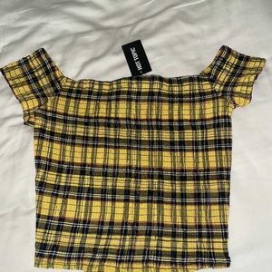 New Hot Topic Women’s Top size M